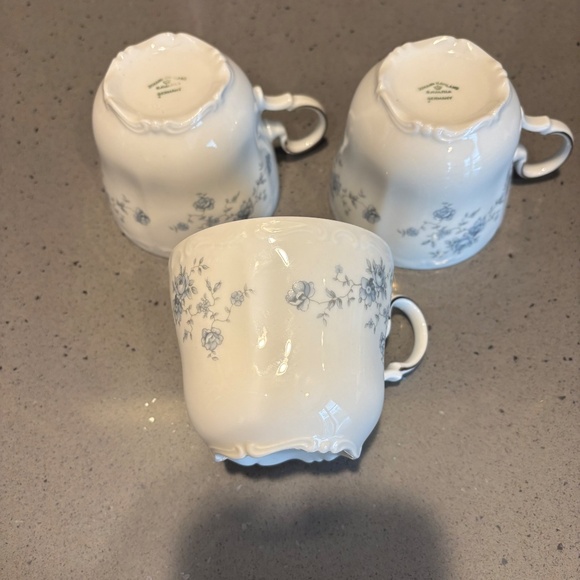 4 Never used vintage Johann Haviland Blue Garland tea cup and saucer set - Picture 8 of 9